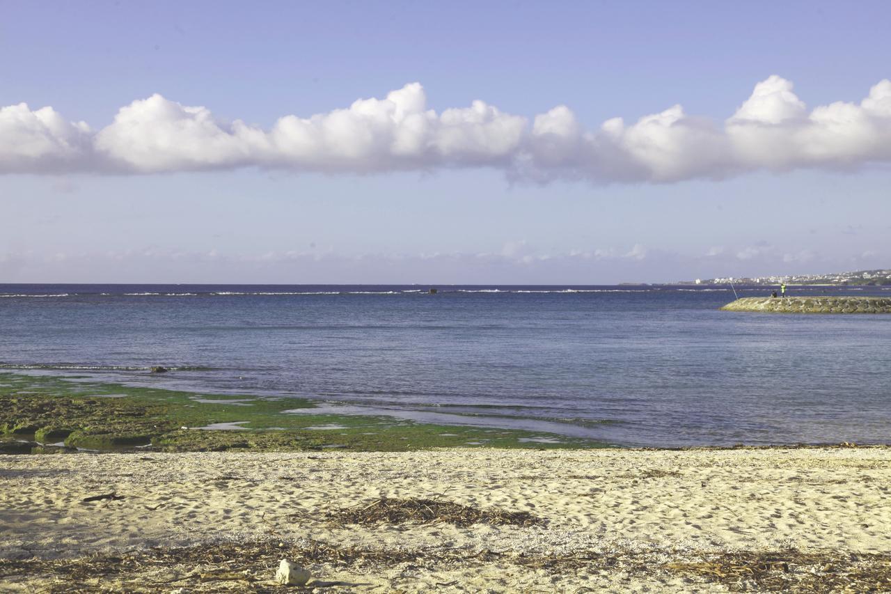 Terrace Resort Chatan West Buitenkant foto